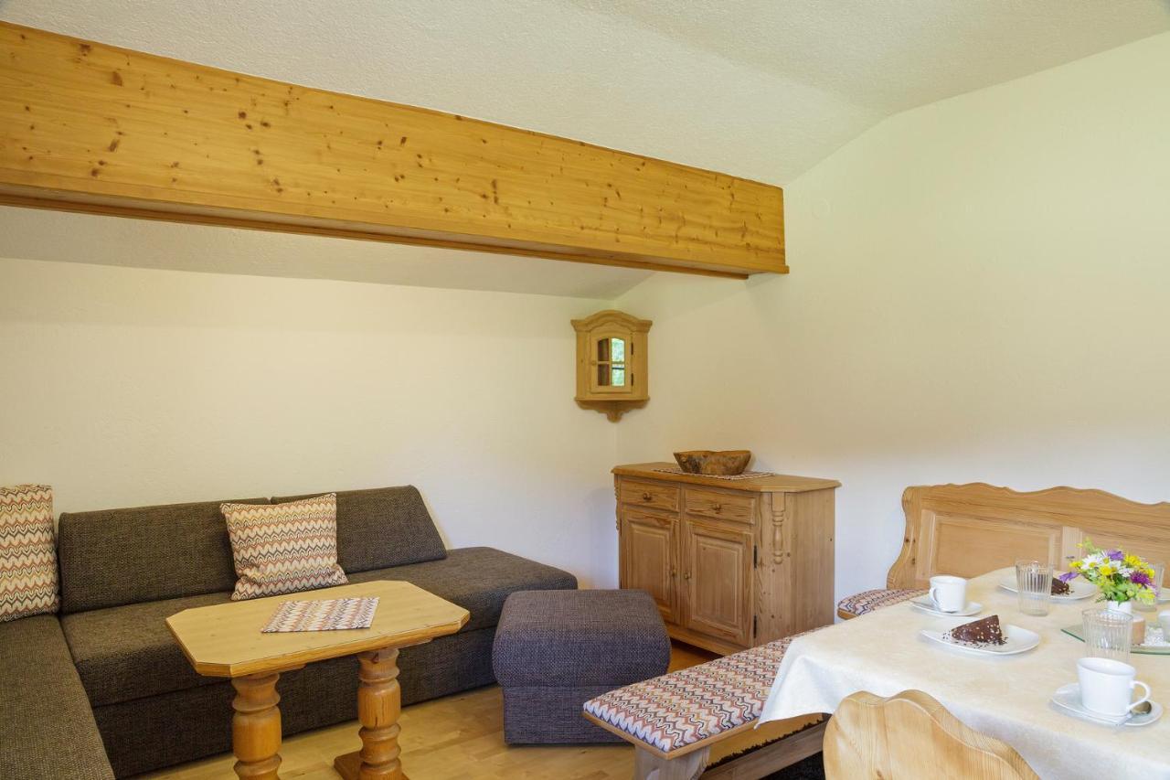 Landhaus Lindl - Ein Ruhiges Platzl Zum Wohlfuehlen Leutasch Esterno foto