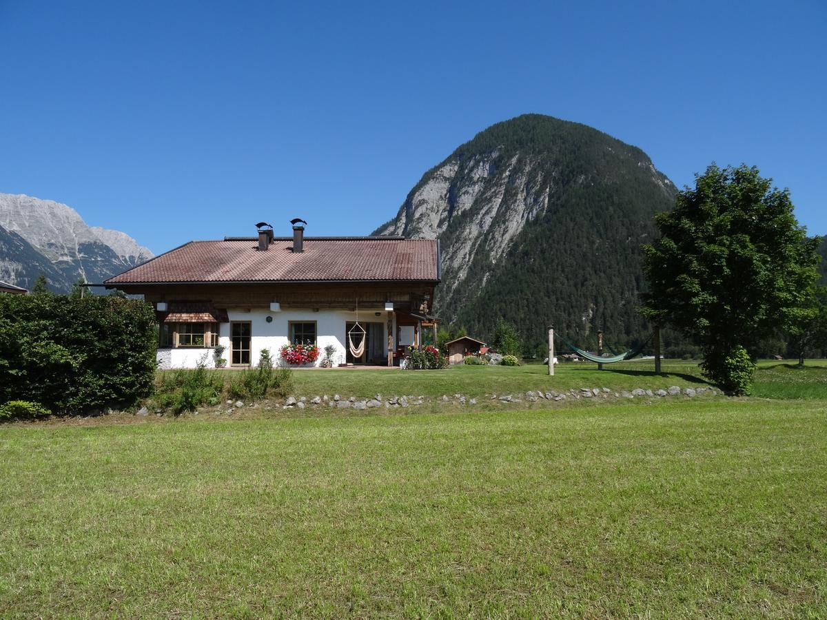 Landhaus Lindl - Ein Ruhiges Platzl Zum Wohlfuehlen Leutasch Esterno foto